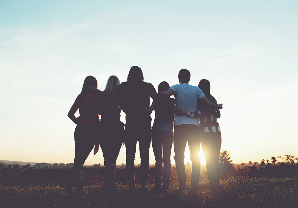 group-holding-hands
